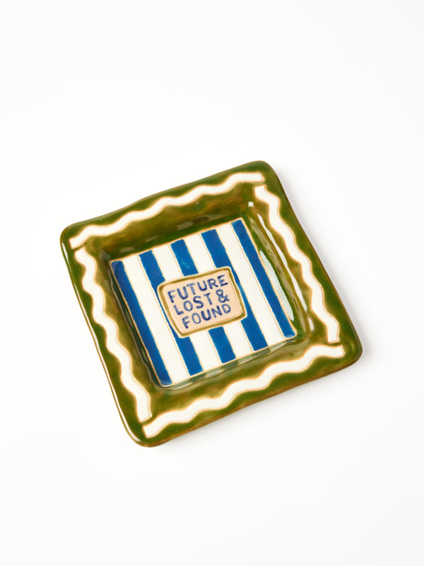 LINGO TRAY LOST AND FOUND