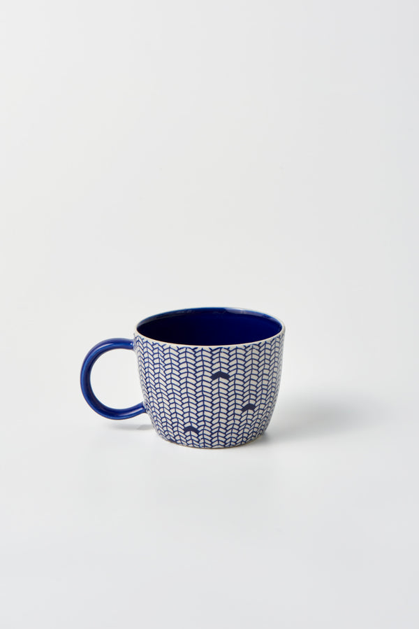 BLUE WEAVE MUG