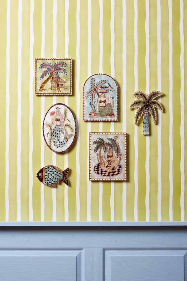 BANANA MOON WALL ART HUT